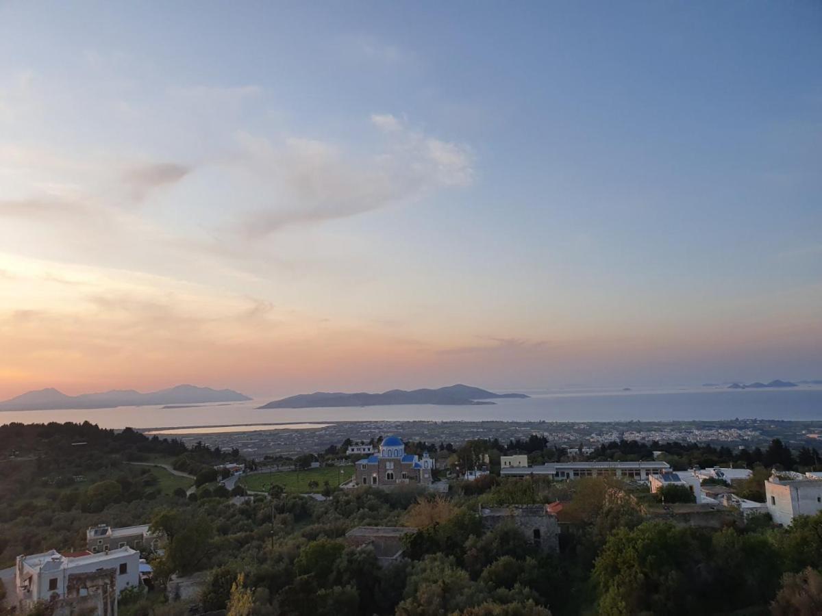 Anamnezia Luxury Suites (Adults Only) Agios Dimitrios  外观 照片