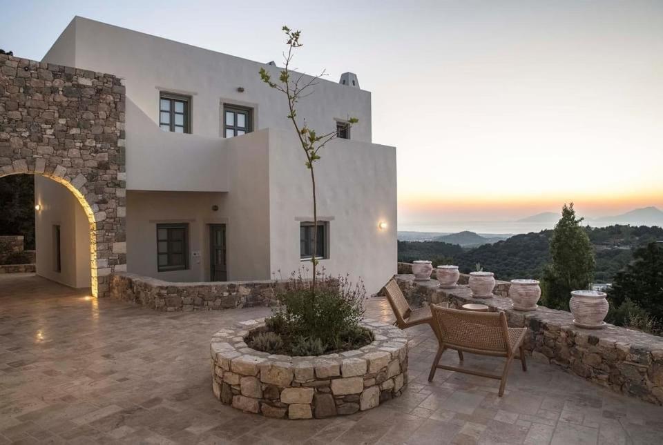 Anamnezia Luxury Suites (Adults Only) Agios Dimitrios  外观 照片